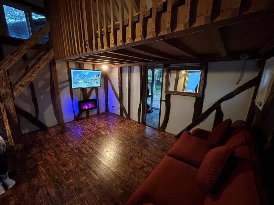 Cozy Cottage With Hot Tub! Cadnam Экстерьер фото